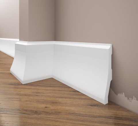 Listwa przypodłogowa LPC-34M malowana 12,0x2,6x244cm