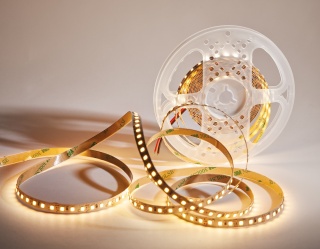 Taśma LED 600 8mm SMD 2835 IP20 3000K biała ciepła 5mb