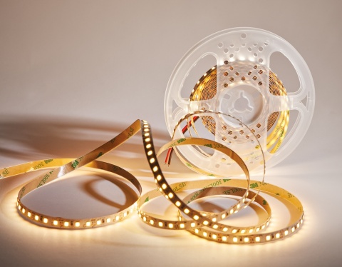 Taśma LED 600 8mm SMD 2835 IP20 3000K biała ciepła 5mb