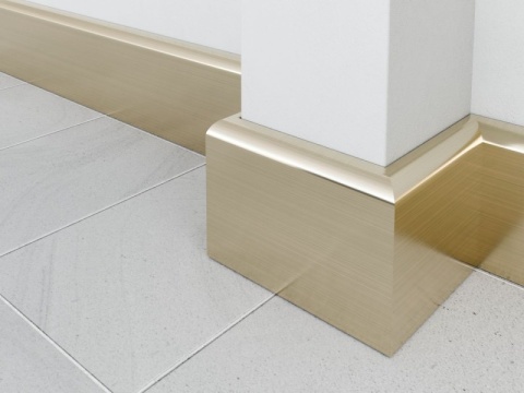 Listwa przypodłogowa LPC-11i 244x1,3x7,8cm